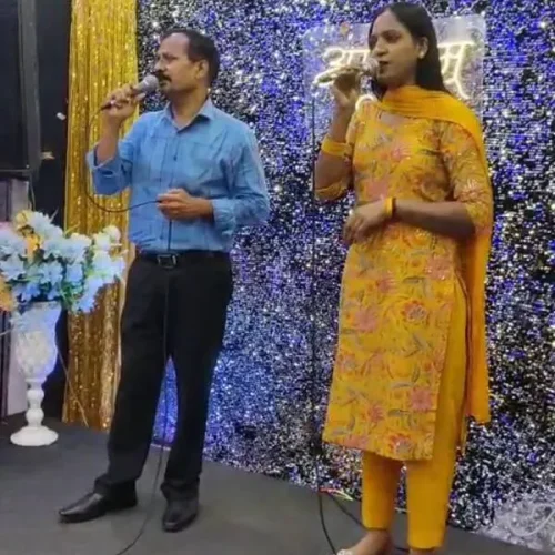 karaoke-singing